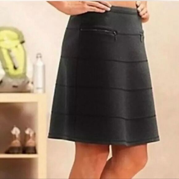 Athleta Strata Skirt Black Ponte Zipper Pockets S - Picture 1 of 5